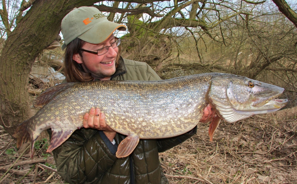 Martin Bowler (United Kingdom) Fishing in Prague  Your professional guide  in the middle of Europe