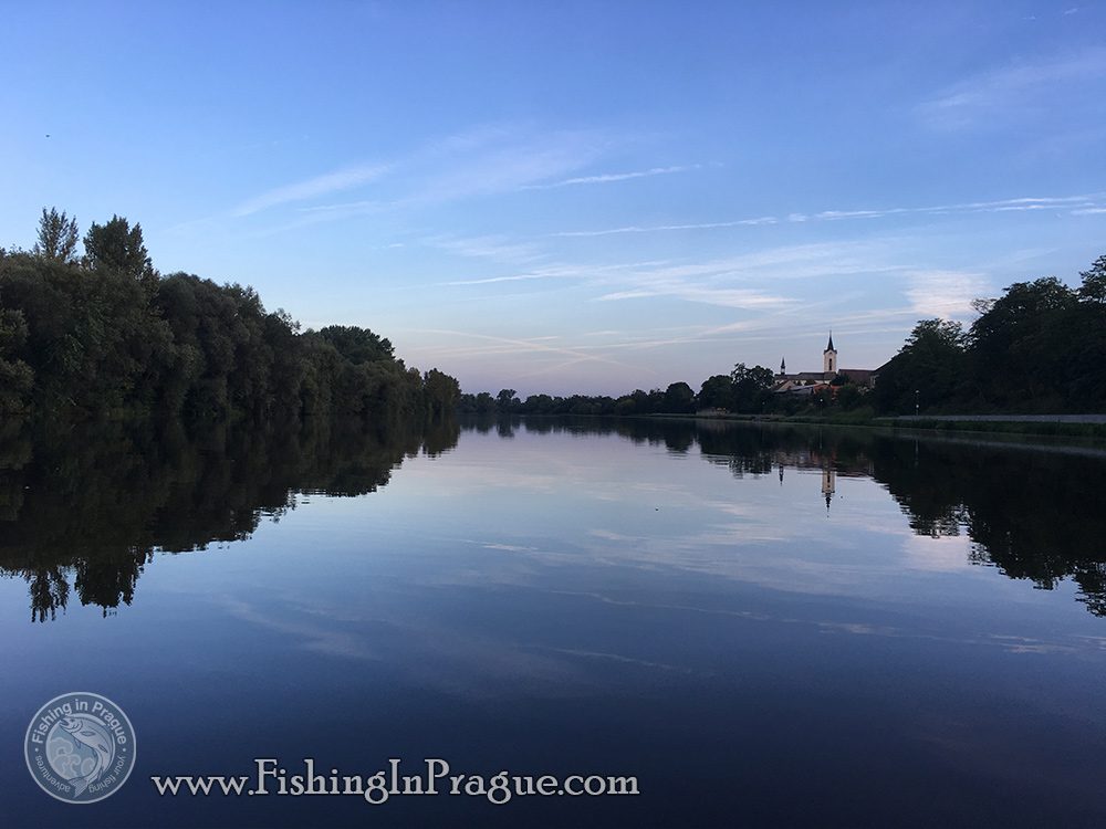 Summer evenings on the river are beautiful! Summer evenings on the river are beautiful!